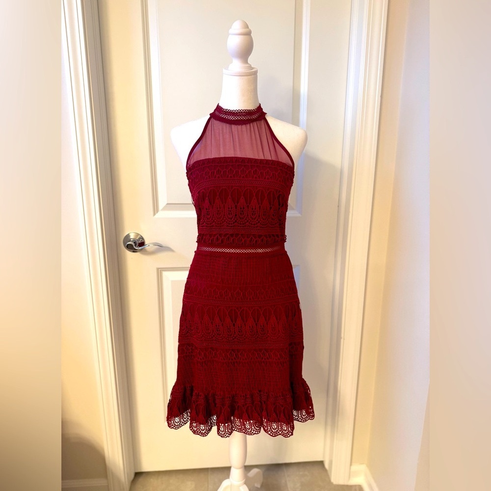 Jaus Vicky Lace Dress – Burgundy, Size Small